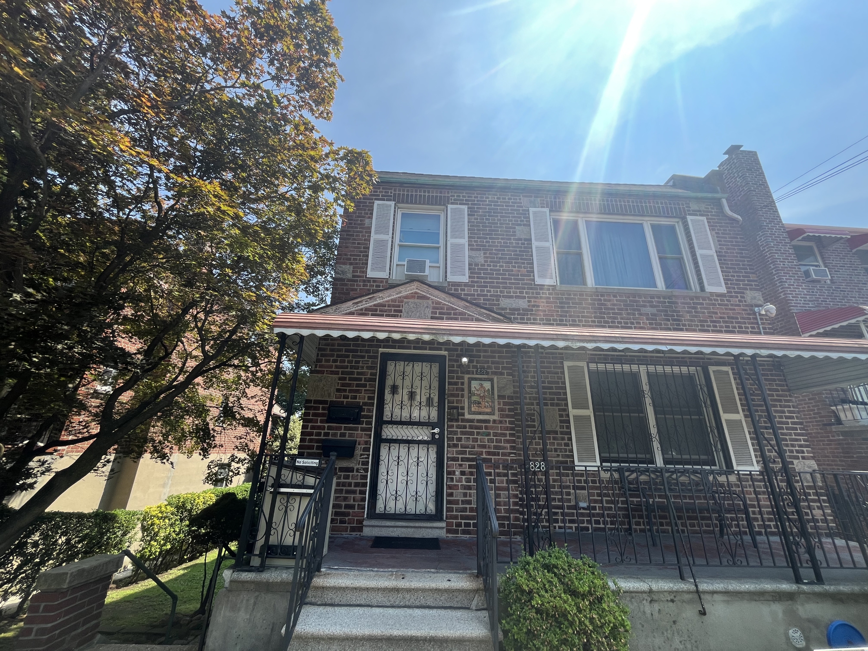 828 Waring Avenue - 1